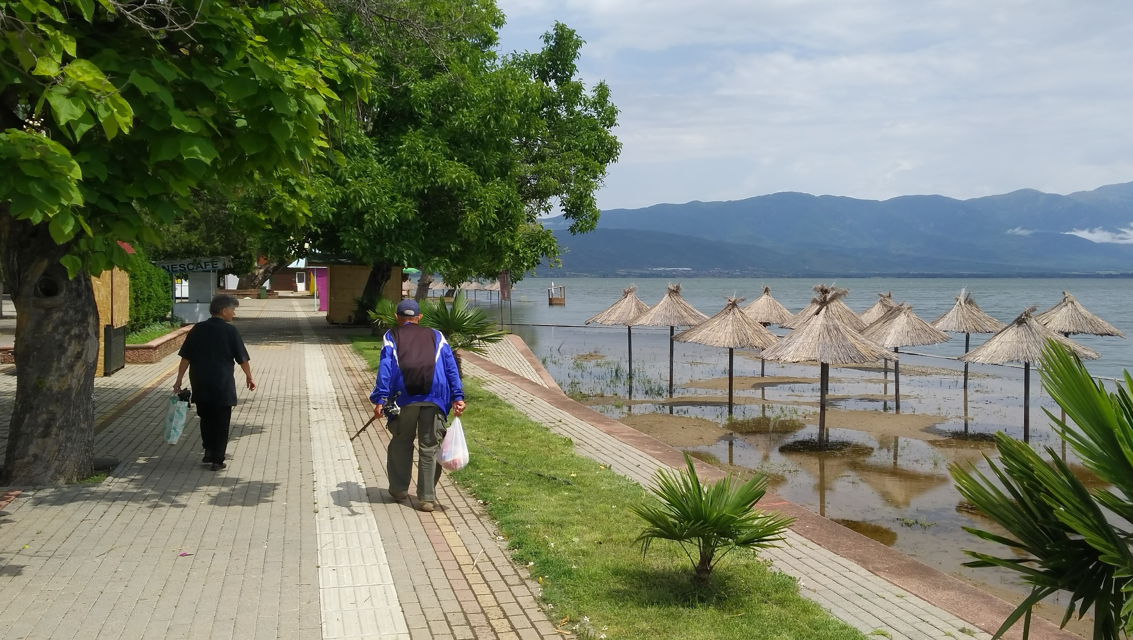 ПЛАЖИТЕ ВО ДОЈРАН ПОД ВОДА, СЕ МОЛИ ГРЦИЈА ДА ЈА ИСПУШТА ВОДАТА