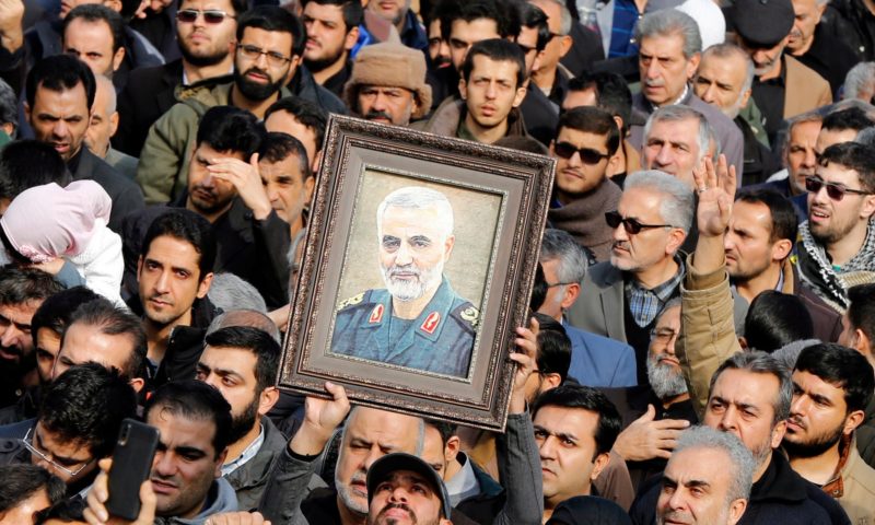 ИРАН СЕ ЗАКАНИ СО ЖЕСТОКА ОДМАЗДА ЗА УБИСТВОТО НА ГЕНЕРАЛОТ СОЛЕЈМАНИ, САД ПРАЌААТ НОВИ ТРУПИ НА БЛИСКИ ИСТОК