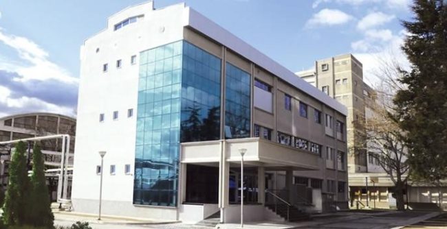 „АЛКАЛОИД“ ОСТВАРИ РАСТ НА ПРОДАЖБИТЕ ОД 7% И ИЗВОЗ ОД 160 МИЛИОНИ ЕВРА ВО ПЕРИОДОТ ЈАНУАРИ-СЕПТЕМВРИ 2025