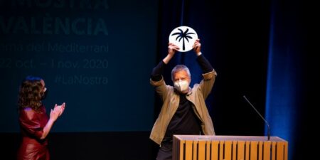 СРЕБРЕНА ПАЛМА ЗА „ВРБА“ НА МАНЧЕВСКИ ВО ВАЛЕНСИЈА