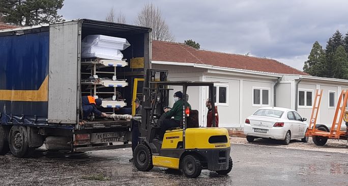 ОД ДЕНЕСКА ОТВОРЕНА МОДУЛАРНАТА КОВИД БОЛНИЦА ВО ОХРИД, ПРВИТЕ ПАЦИЕНТИ ПРЕНЕСЕНИ ОД ИНФЕКТИВНОТО ОДДЕЛЕНИЕ