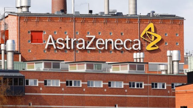 ЕУ ГО БЛОКИРАШЕ ИЗВОЗОТ НА 250.000 ВАКЦИНИ НА „АСТРАЗЕНЕКА“ ОД ИТАЛИЈА ВО АВСТРАЛИЈА