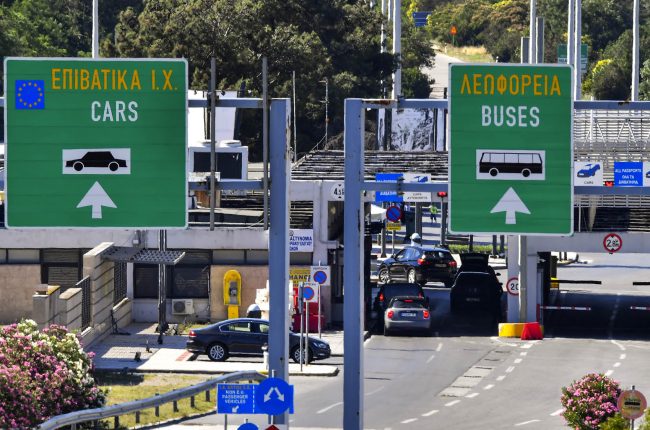 ГРЦИЈА И УШТЕ 11 ЧЛЕНКИ НА ЕУ СЕ ДОГОВОРИЈА ЗА „КОВИД ПАСОШИТЕ“ КОИ ТРЕБА ДА ГО СПАСАТ ЕВРОПСКИОТ ТУРИЗАМ