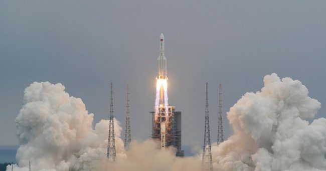 ОСТАТОЦИТЕ ОД КИНЕСКАТА РАКЕТА ПАДНАА ВО ИНДИСКИОТ ОКЕАН, НАСА ОБВИНУВА ДЕКА КИНА Е НЕОДГОВОРНА