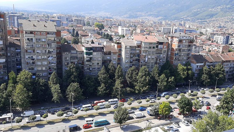КАСАМИ НАЈАВИ ПРОМЕНА НА ИМИЊАТА НА НЕКОИ ТЕТОВСКИ УЛИЦИ, ОПОЗИЦИЈАТА ВЕЛИ ДЕКА ИМА ПОВАЖНИ ПРОБЛЕМИ ЗА РЕШАВАЊЕ