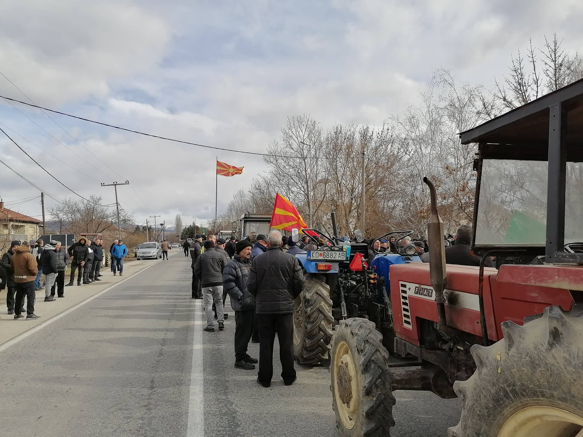 ОРИЗОТ ДА БИДЕ ПОСЕБНА КУЛТУРА СО ЗАШТИТЕНА ЦЕНА, ПОБАРАА ОРИЗОПРОИЗВОДИТЕЛИТЕ НА ПРОТЕСТОТ ВО ОБЛЕШЕВО