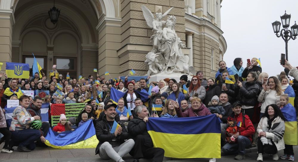 ВОЈНАТА НЕ Е ЗАВРШЕНА, ВЕЛИ УКРАИНА ОТКАКО РУСИТЕ СЕ ПОВЛЕКОА ОД ХЕРСОН