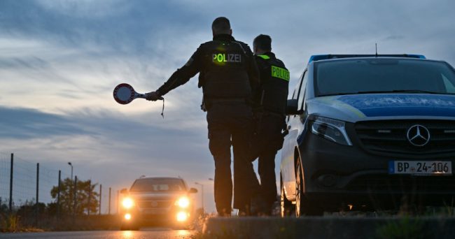 ГЕРМАНИЈА НЕ УСПЕА ДА ГИ ИНТЕГРИРА ДОСЕЛЕНИЦИТЕ, ВЕЛИ БИВШИОТ ВИЦЕКАНЦЕЛАР ГАБРИЕЛ