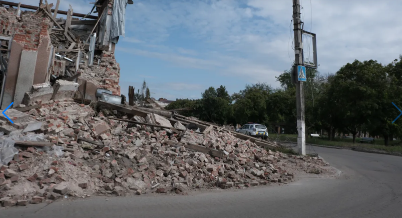 РУСИТЕ НАПРЕДУВААТ ВО ХАРКИВСКИОТ РЕГИОН, СЕ ВОДАТ БОРБИ НА ПЕРИФЕРИЈАТА НА ГРАДОТ ВОВЧАНСК