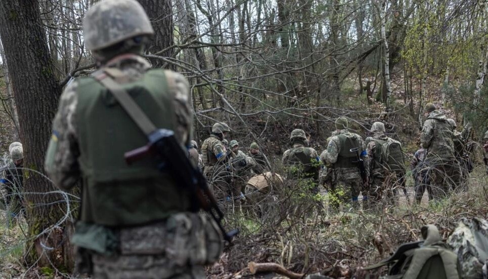 ФРАНЦУСКИТЕ ВОЕНИ ИНСТРУКТОРИ ВО УКРАИНА ЌЕ БИДАТ ЛЕГИТИМНА МЕТА ЗА РУСКИТЕ СИЛИ, КАЖА МОСКВА