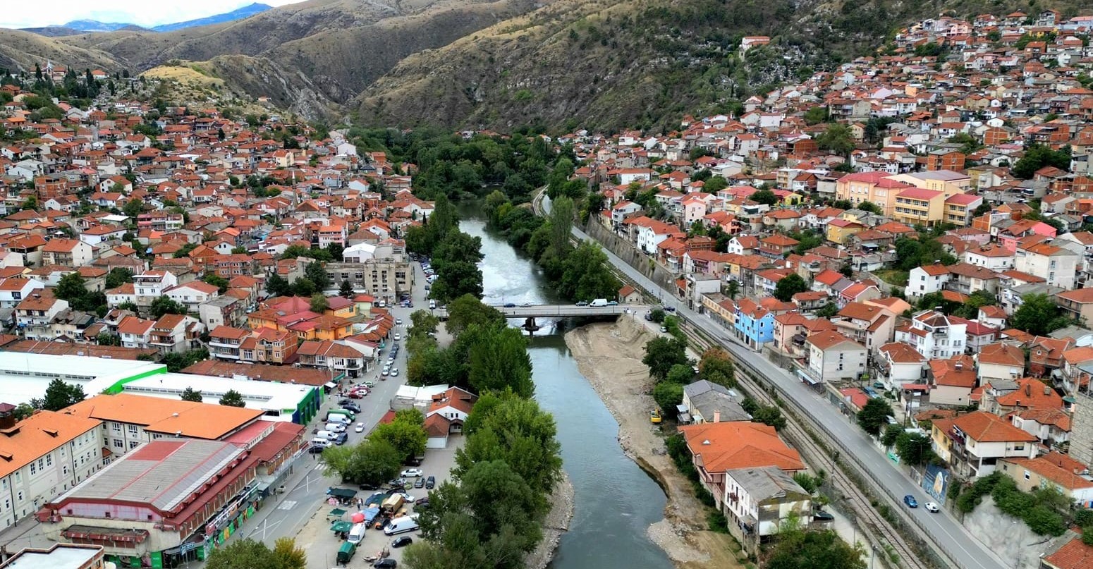 ВЕЛЕШАНИ СЕ ЖАЛАТ ЗА ГЛАСНАТА МУЗИКА ВО СИТЕ ДЕЛОВИ НА ГРАДОТ, ПОЛИЦИЈАТА ДОСЕГА ПОДНЕЛА САМО ДВЕ ПРИЈАВИ