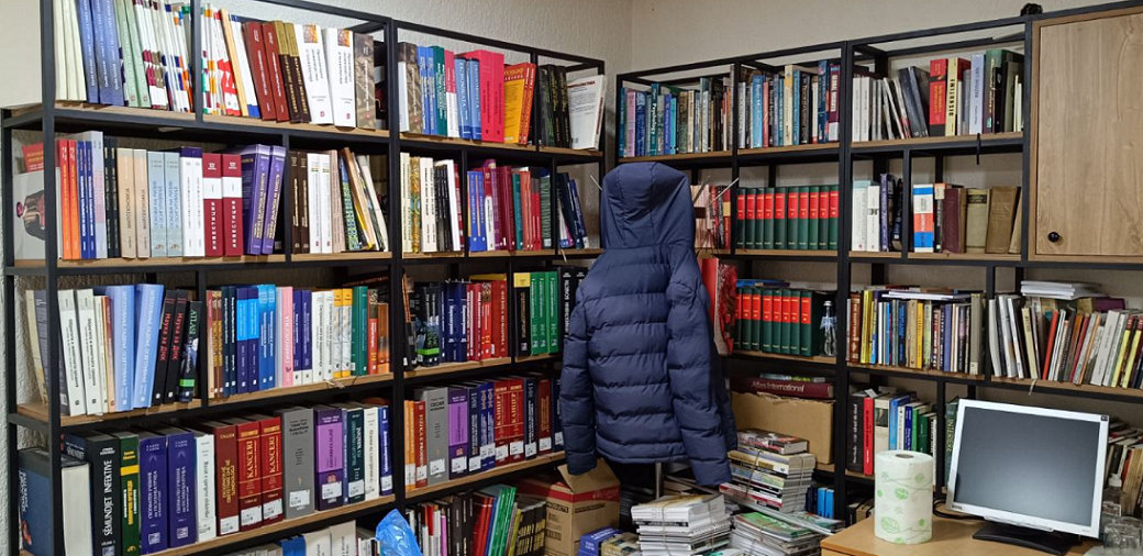 ОД 130.000 КНИГИ ВО ТЕТОВСКАТА БИБЛИОТЕКА СЕ ДОСТАПНИ 80.000, ДРУГИТЕ СЕ ЧУВААТ ВО МАГАЦИНИ ОТИ НЕМА МЕСТО ПО ПРЕСЕЛБАТА ВО ПОМАЛ ПРОСТОР