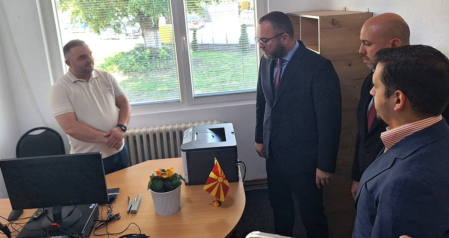 ВО ПОЛИЦИСКАТА КАНЦЕЛАРИЈА ВО ЖЕРОВЈАНЕ ЌЕ СЕ ИЗДАВААТ ЛИЧНИ ДОКУМЕНТИ И ЗА ЖИТЕЛИТЕ ОД ОПШТИНИТЕ БРВЕНИЦА И БОГОВИЊЕ