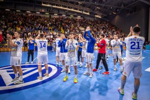 РАКОМЕТАРИТЕ НА АЛКАЛОИД ГО ОСВОИЈА ЕВРОПСКИОТ КУП, НЕОДИГРАНОТО ФИНАЛЕ СО АЕК РЕГИСТРИРАНО СО СЛУЖБЕНА ПОБЕДА ОД 10:0