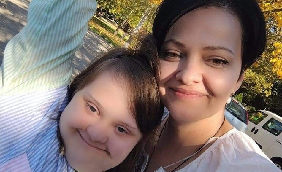РОДИТЕЛИТЕ НА ДЕЦАТА СО ПОПРЕЧЕНОСТИ БАРААТ ДА ДОБИЈАТ СТАТУС НА РОДИТЕЛ-НЕГУВАТЕЛ КАКО И ЗГРИЖУВАЧИТЕ