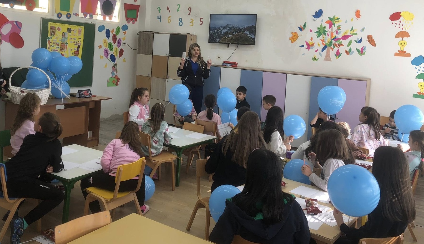 ВО ГРАДИНКИТЕ ВО СТРУМИЦА НЕМА ДА СЕ ПРИМААТ НОВИ ДЕЦА ОТИ МИНИСТЕРСТВОТО ЗА ФИНАНСИИ НЕ ОДОБРУВА ВРАБОТУВАЊЕ НА КАДАР
