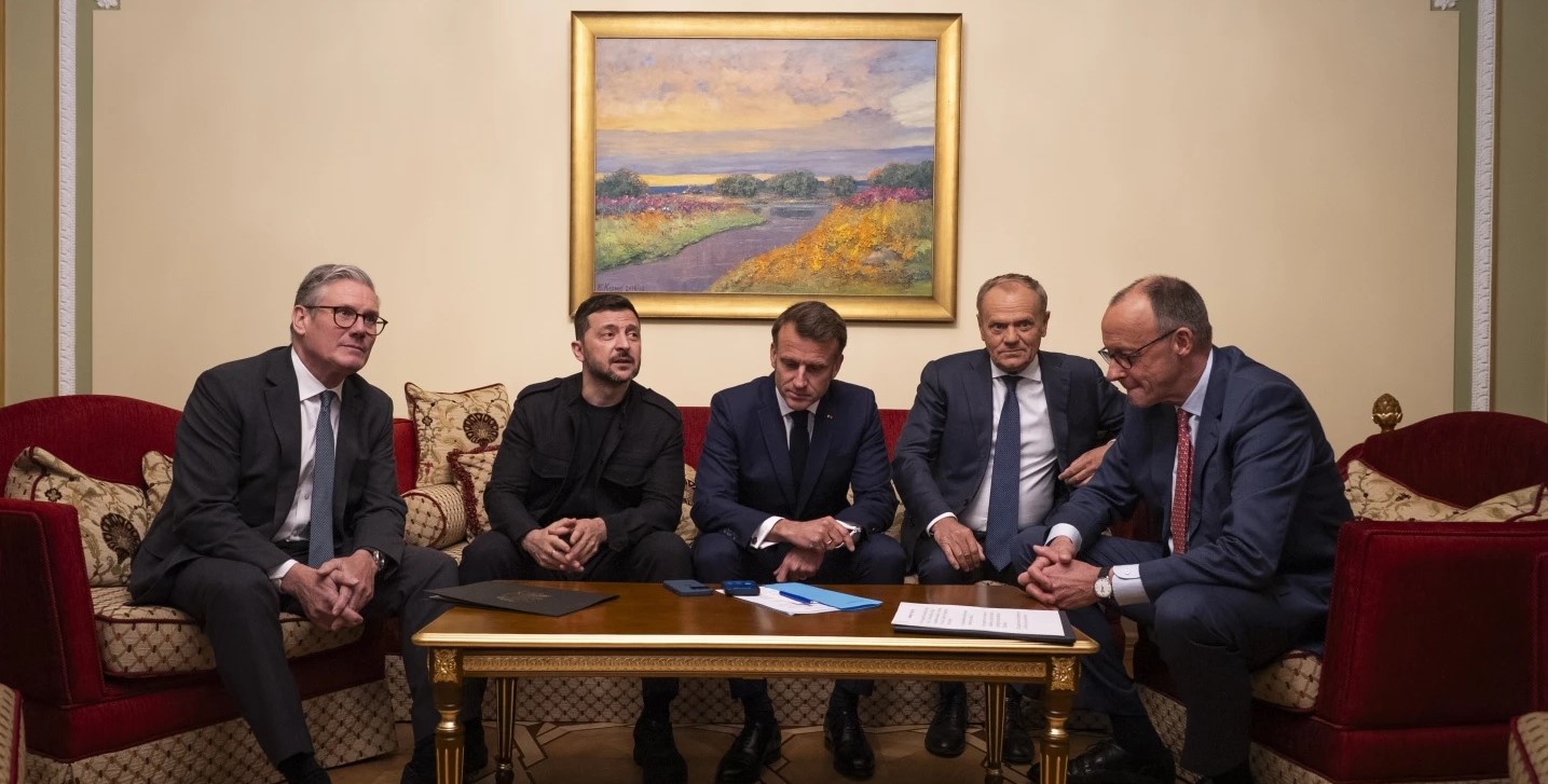 РУСИЈА ЈА НАПАДНА УКРАИНА СО НАД 100 ДРОНОВИ, ДЕН ОТКАКО ПУТИН ГО ОДБИ ПРИМИРЈЕТО И ПРЕДЛОЖИ ДИРЕКТНИ МИРОВНИ ПРЕГОВОРИ