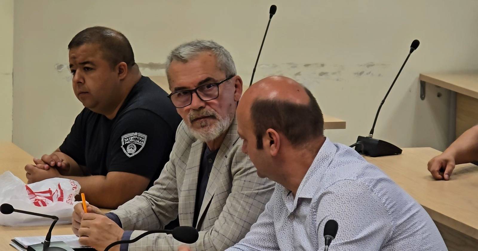 ОБВИНИТЕЛКАТА ГИ ПРЕЦИЗИРАШЕ ВРЕМИЊАТА НА УБИСТВАТА НА ПАНЧЕ И НА ВАЊА ПРЕД ЗАВРШНИТЕ ЗБОРОВИ