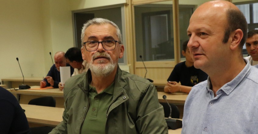 ПОД ИСТРАГА ЗА ПОМАГАЊЕ НА УБИСТВАТА НА ВАЊА И ПАНЧЕ Е ВРАБОТЕНИОТ ВО НАРОДНА БАНКА КОЈ ОД „ДЕСНА“ ГО ЗЕМАЛ ЗА ДА ГО УНИШТИ ПИШТОЛОТ СО КОЈ ПАЛЕВСКИ ГИ УБИЛ