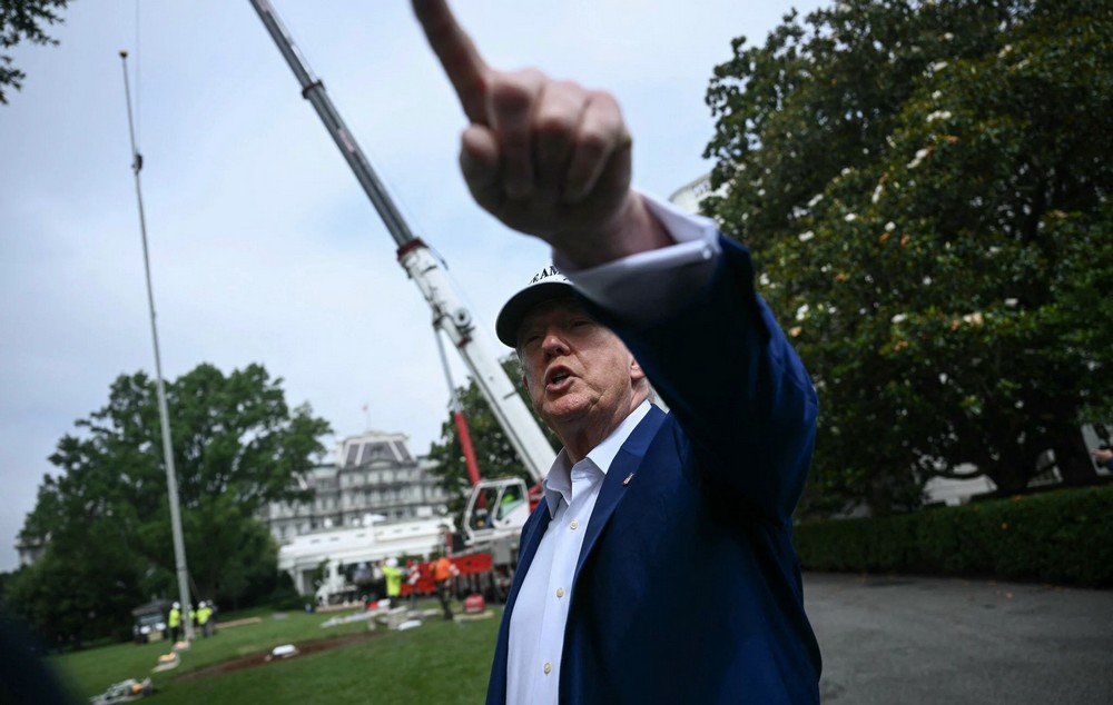 МОЖЕБИ ЌЕ ГО НАПАДНАМ ИРАН, МОЖЕБИ НЕ, КАЖА ТРАМП
