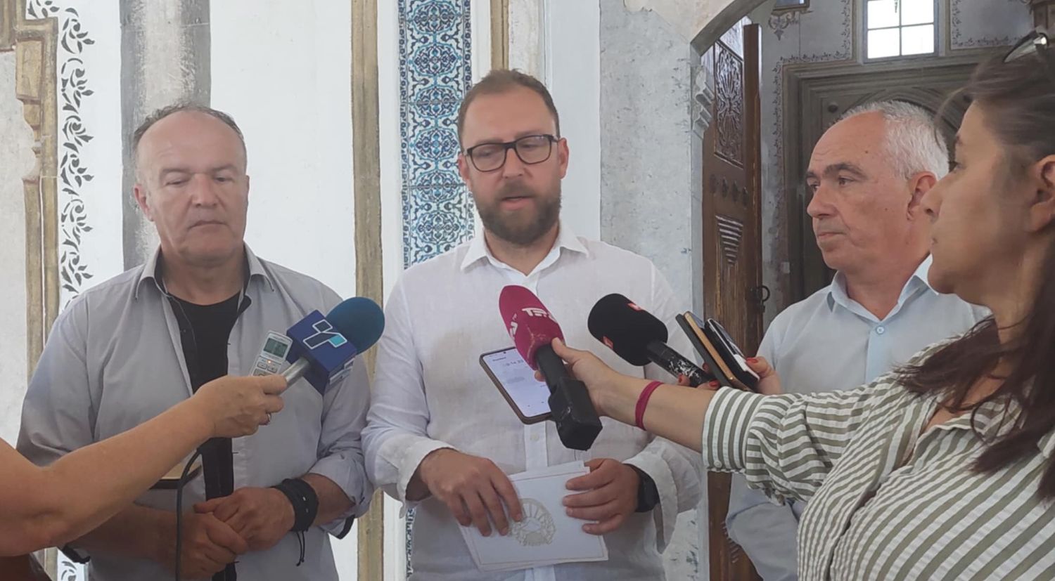ВО СЛЕДНИТЕ 15 ДЕНА ПОЧНУВА РЕКОНСТРУКЦИЈАТА НА КИНОТО „ПАРТИЗАН“, А ДОЛГОТ НА ТЕАТАРОТ ЌЕ СЕ ИСТРАЖУВА, НАЈАВИ ЉУТКОВ ОД БИТОЛА