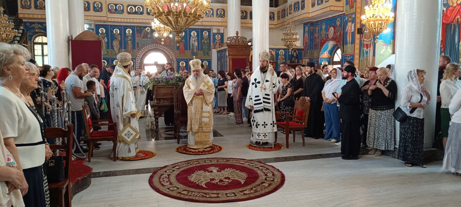 ОДБЕЛЕЖАНА 100-ГОДИШНИНАТА ОД ОСВЕТУВАЊЕТО НА ЦРКВАТА „СВЕТИ КИРИЛ И МЕТОДИЈ“ ВО ТЕТОВО