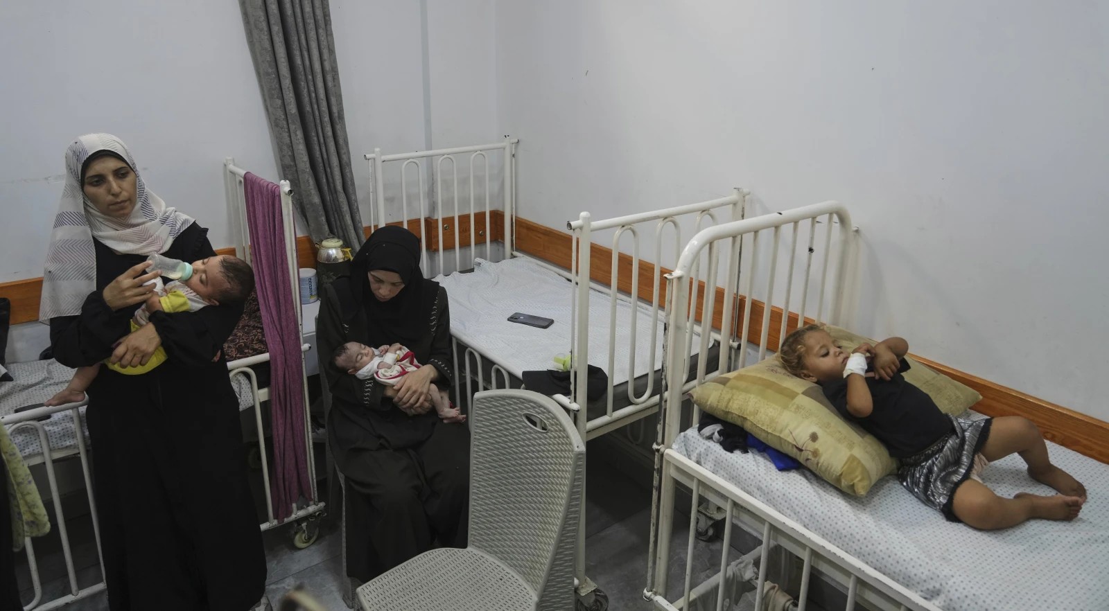 ВО ГАЗА СНЕМУВААТ ЗАЛИХИ НА СПЕЦИЈАЛИЗИРАНА ХРАНА ЗА СПАС НА НЕУХРАНЕТИ ДЕЦА, ПРЕДУПРЕДИ УНИЦЕФ