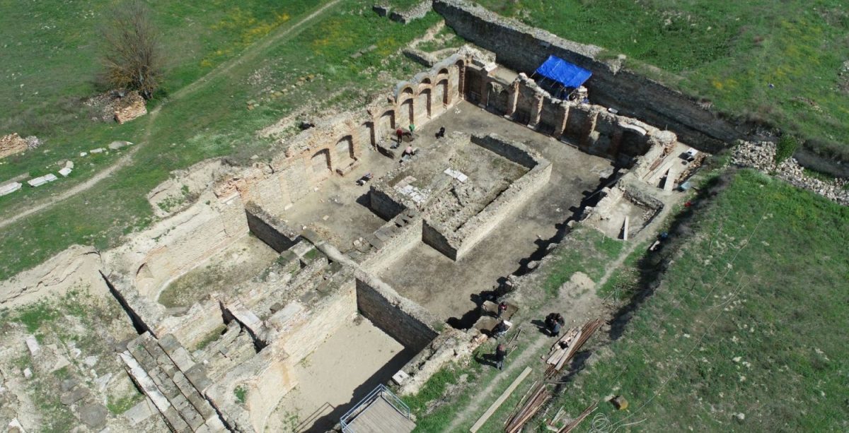 КОНЗЕРВИРАНА ЈУЖНАТА ПОРТА НА СТОБИ, НЕПОЗНАТ ВЛЕЗ ВО ГРАДОТ - Сакам Да ...