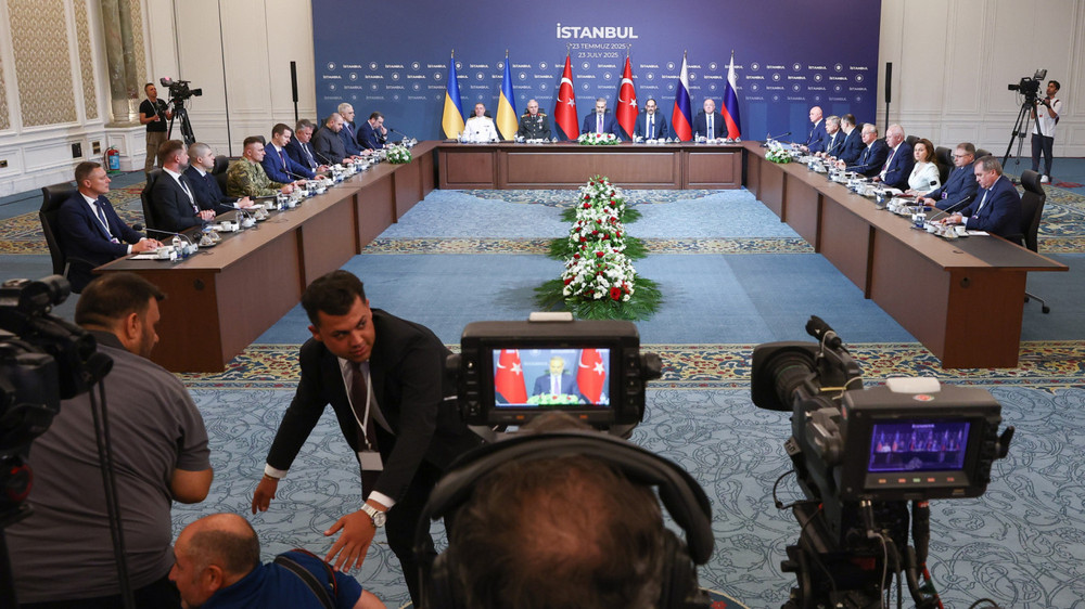 РУСИЈА ОДБИ СРЕДБА ПУТИН-ЗЕЛЕНСКИ НА ТРЕТАТА РУНДА МИРОВНИ РАЗГОВОРИ СО УКРАИНА, КОИ ТРАЕЈА 40 МИНУТИ