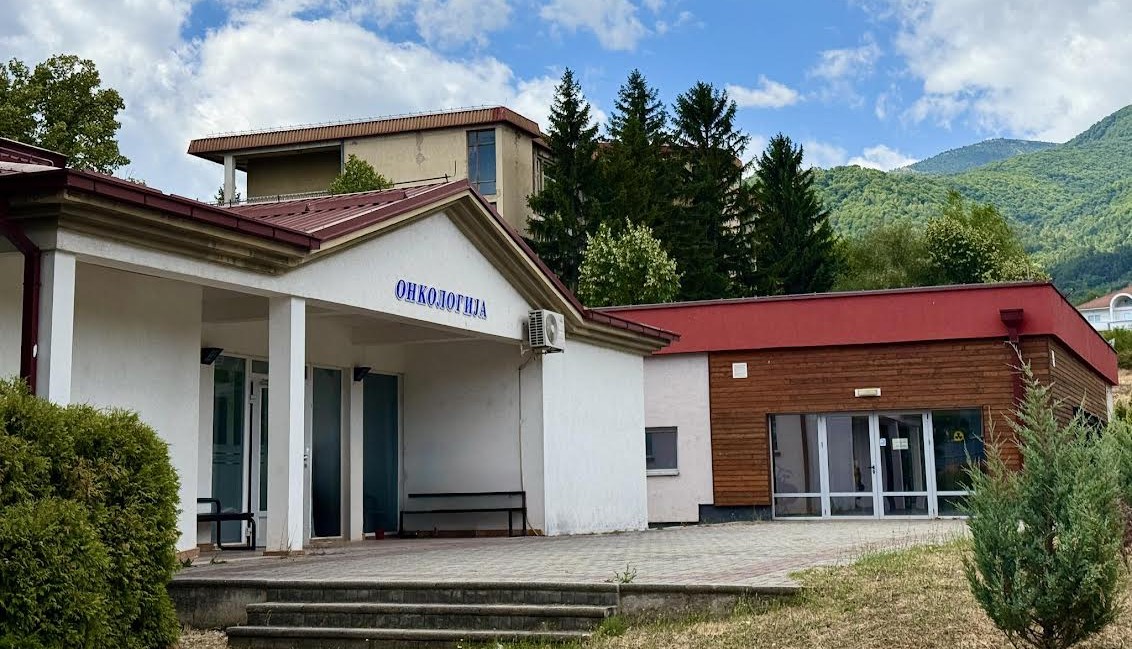 ОНКОЛОЗИ ОД СКОПЈЕ СЕКОЈ ПЕТОК ПРЕГЛЕДУВААТ ПАЦИЕНТИ ВО КЛИНИЧКАТА БОЛНИЦА ВО БИТОЛА, ОБЈАВЕНИ ТЕРМИНИТЕ ЗА АВГУСТ