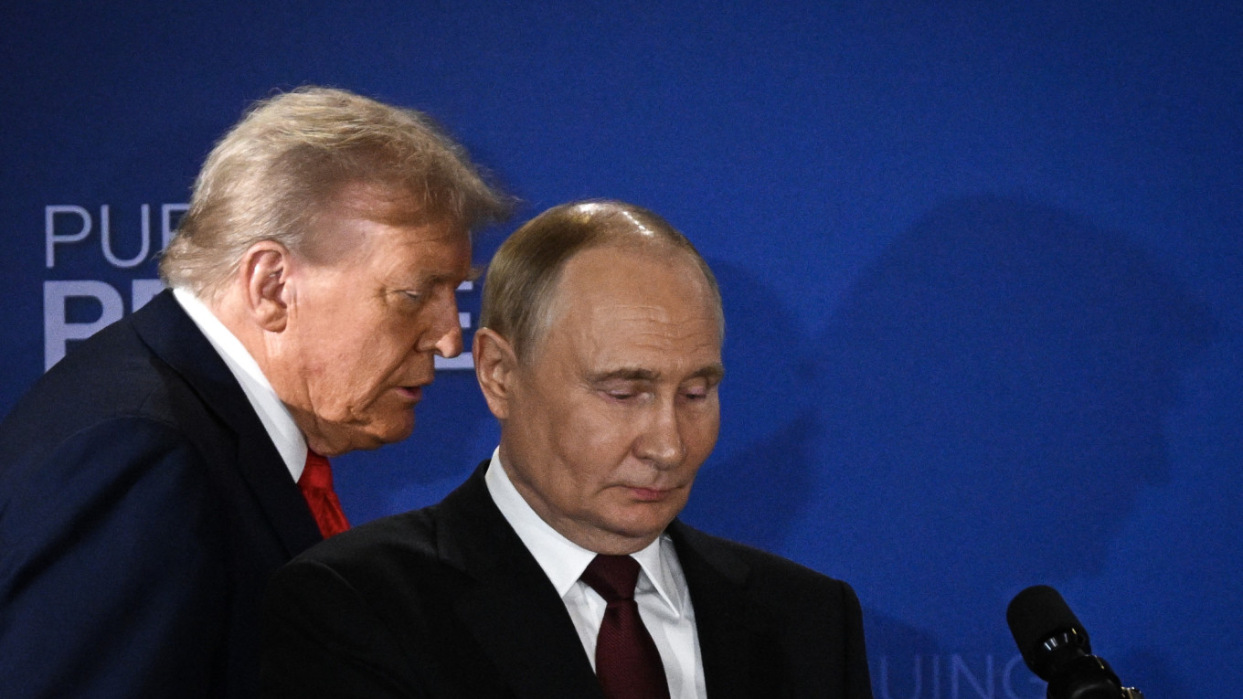 ПУТИН ПРЕДЛОЖИЛ ДА ГИ ВРАТИ ОКУПИРАНИТЕ ДЕЛОВИ НА СУМИ И ХАРКИВ, А УКРАИНА ДА ГО ПРЕДАДЕ ДОНБАС