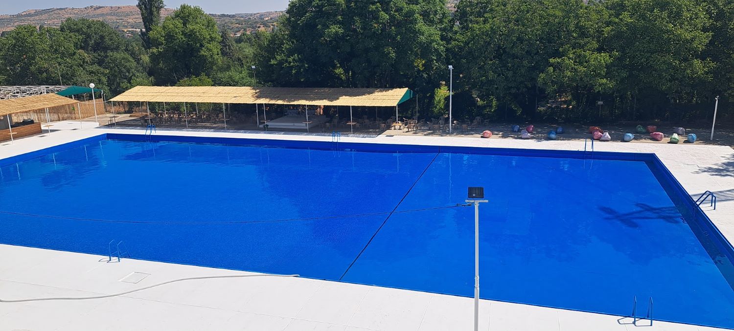 ВО МАКЕДОНИЈА НЕМА ПРАВИЛНИК ЗА КВАЛИТЕТОТ НА ВОДАТА ЗА КАПЕЊЕ, СЕ ОЦЕНУВА ПО КВАЛИТЕТОТ НА ВОДАТА ЗА ПИЕЊЕ