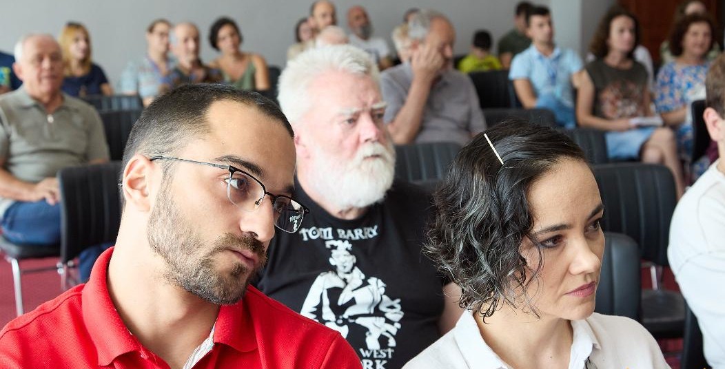 ЈУЛИЈАНА ВЕЛИЧКОВСКА ЈА ДОБИ НАГРАДАТА „БРАЌА МИЛАДИНОВЦИ“ ЗА НАЈДОБРА ПОЕТСКА КНИГА МЕЃУ ДВЕ ИЗДАНИЈА НА СТРУШКИТЕ ВЕЧЕРИ НА ПОЕЗИЈАТА