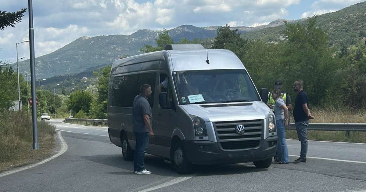 ИНСПЕКТОРИ ГИ ЧЕШЛАА ТАКСИСТИТЕ ВО ОХРИД, КАЗНЕТИ 3 КОМБИЊА И 7 ТАКСИ ВОЗИЛА
