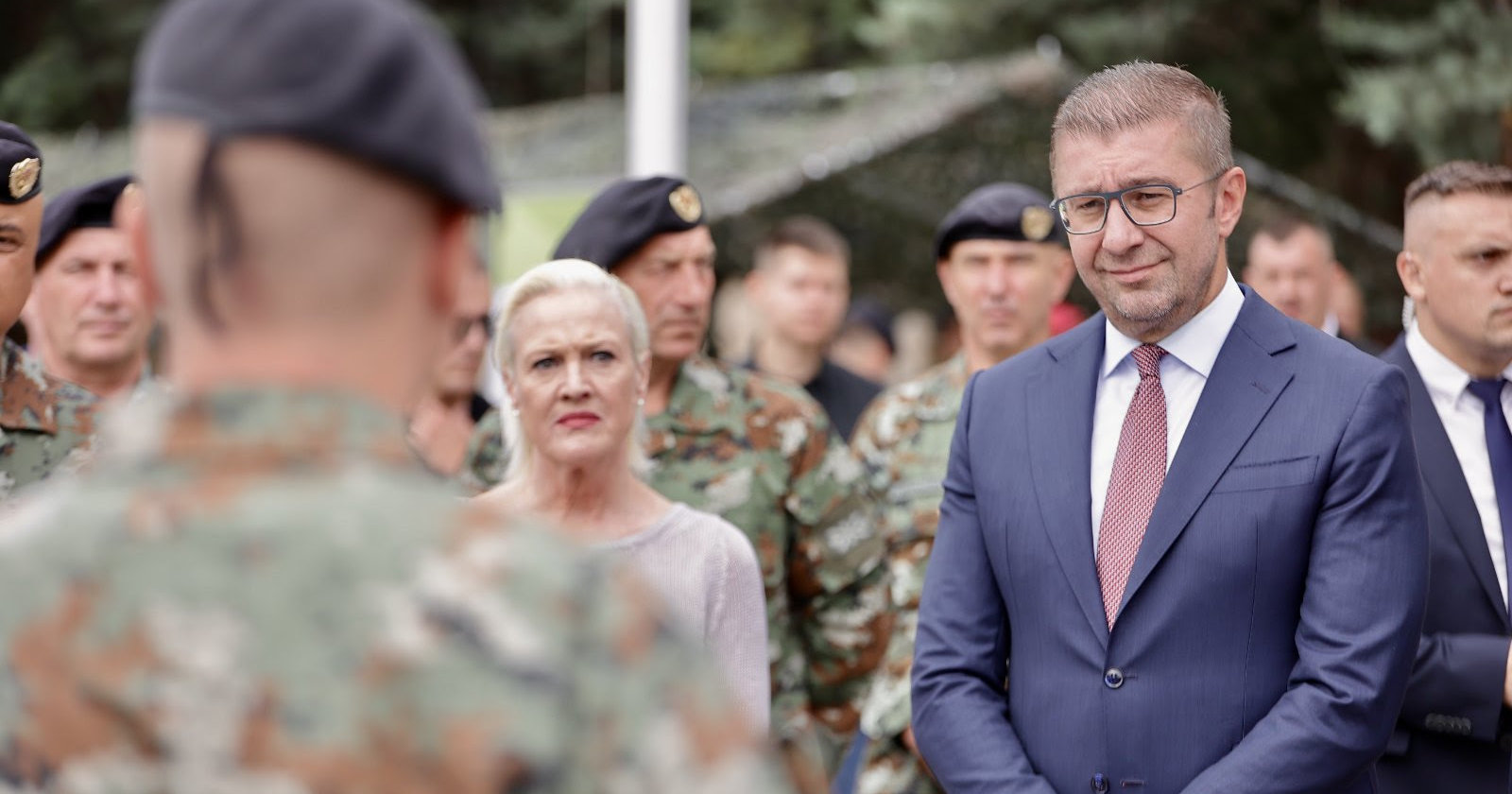 НЕ МОЖЕМЕ ДА ГИ ОГРАНИЧИМЕ ЦЕНИТЕ ВО РЕСТОРАНИТЕ И КАФУЛИЊАТА, ЌЕ РАСТАТ СЀ ДОДЕКА ИМА КОЈ ДА ПЛАЌА, ВЕЛИ МИЦКОСКИ ЗА ИНФЛАЦИЈАТА