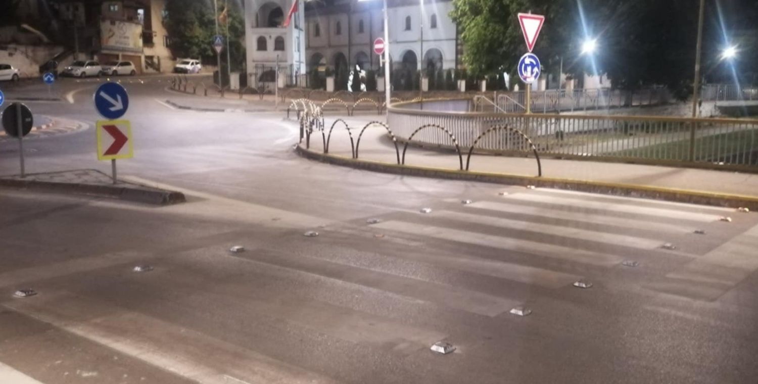 НАД 1.000 ПЕШАЧКИ ПРЕМИНИ ВО ШТИП ЌЕ ДОБИЈАТ СВЕТЛОСНА СИГНАЛИЗАЦИЈА СО ТРЕПКАЧИ, ПЕШАЦИТЕ НАЈМНОГУ СТРАДААТ НАВЕЧЕР