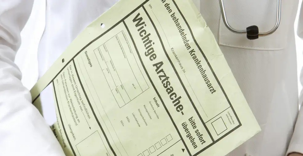 ПАЦИЕНТИТЕ СО ПРИВАТНО И ЗАДОЛЖИТЕЛНО ОСИГУРУВАЊЕ НЕМААТ ЕДНАКОВ ТРЕТМАН ВО ГЕРМАНИЈА, ПРОБЛЕМОТ Е ВО ПЛАЌАЊЕТО НА УСЛУГИТЕ