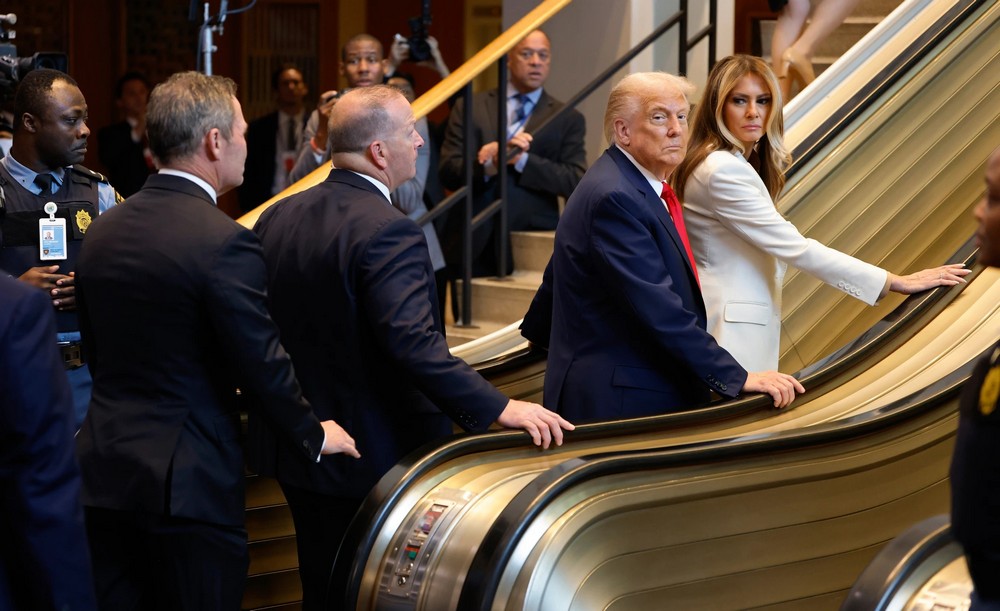НА ТРАМП МУ ЗАПРЕ ЕСКАЛАТОРОТ ВО ОБЕДИНЕТИТЕ НАЦИИ, ОТТАМУ ВЕЛАТ ДЕКА НЕГОВИОТ ТИМ Е ВИНОВЕН