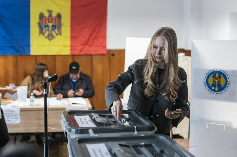 ВРАТИТЕ НА ЕУ ВИ СЕ ОТВОРЕНИ, КАЖА БРИСЕЛ ПО ПОБЕДАТА НА ПРОЗАПАДНИОТ БЛОК НА ИЗБОРИТЕ ВО МОЛДАВИЈА
