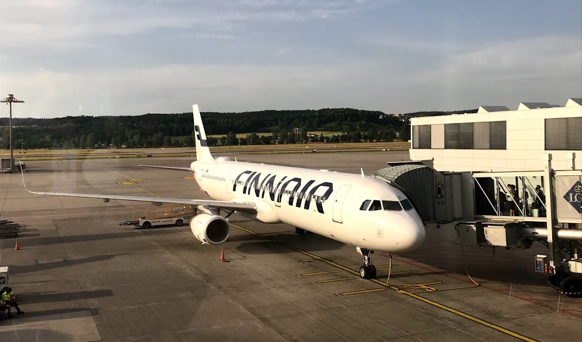 ФИНСКАТА АВИОКОМПАНИЈА „ФИНЕР“ ПРИЗЕМЈИ ОСУМ АВИОНИ ЗАТОА ШТО СЕДИШТАТА БИЛЕ ИСПРАНИ СО ВОДА