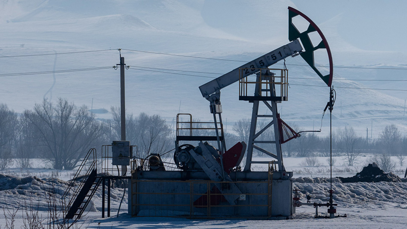 КИНА И ИНДИЈА ГО ПРЕКИНУВААТ УВОЗОТ НА РУСКА НАФТА ПОРАДИ НОВИТЕ АМЕРИКАНСКИ САНКЦИИ