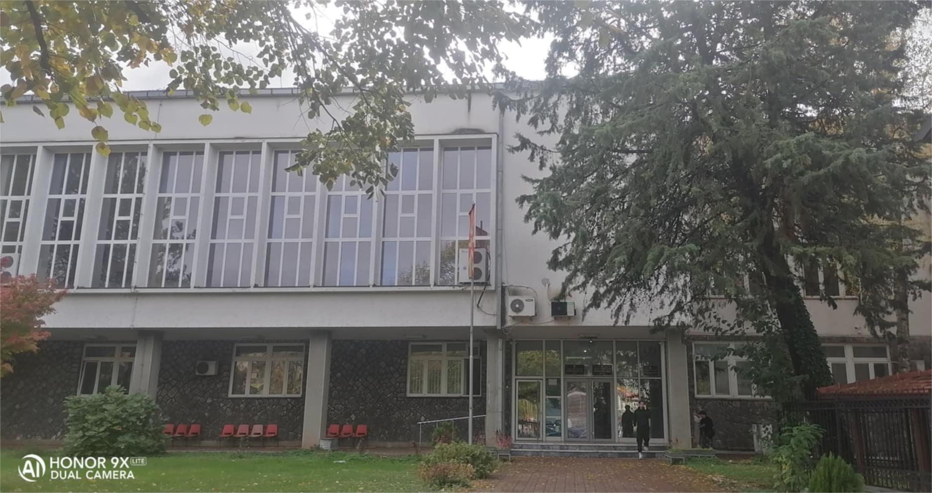 11 МЕСЕЦИ ЗАТВОР ЗА ТАТКОТО НА ФУДБАЛЕР НА ШКУПИ КОЈ НАТЕПА ДВАЈЦА МЛАДИ ИГРАЧИ НА НАТПРЕВАР ВО ШТИП 11 МЕСЕЦИ ЗАТВОР ЗА ТАТКОТО НА ФУДБАЛЕР НА ШКУПИ КОЈ НАТЕПА ДВАЈЦА МЛАДИ ИГРАЧИ НА НАТПРЕВАР ВО ШТИП