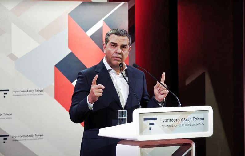 БИВШИОТ ГРЧКИ ПРЕМИЕР ЦИПРАС ПОДНЕСЕ ОСТАВКА ОД ПРАТЕНИЧКАТА ФУНКЦИЈА ПО ШПЕКУЛАЦИИТЕ ДЕКА ЌЕ ФОРМИРА НОВА ПАРТИЈА