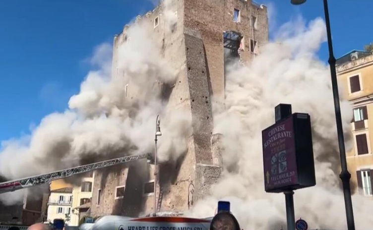 РАБОТНИК ПОЧИНА ПРИ УРИВАЊЕТО НА СРЕДНОВЕКОВНА КУЛА ВО РИМ