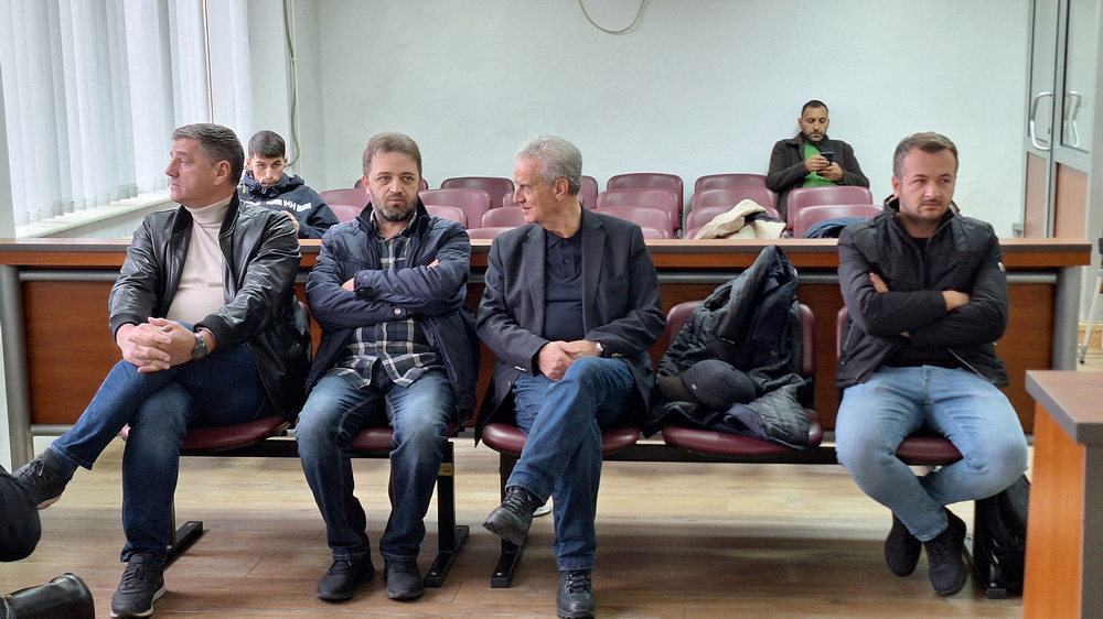 ЗАПОЧНА СУДЕЊЕТО ЗА ЗЛОУПОТРЕБИ ПРИ ИЗГРАДБАТА НА ТЕАТАРОТ И БИБЛИОТЕКАТА ВО ТЕТОВО, ОБВИНЕТИТЕ КАЖАА ДЕКА НЕ СЕ ВИНОВНИ ЗАПОЧНА СУДЕЊЕТО ЗА ЗЛОУПОТРЕБИ ПРИ ИЗГРАДБАТА НА ТЕАТАРОТ И БИБЛИОТЕКАТА ВО ТЕТОВО, ОБВИНЕТИТЕ КАЖАА ДЕКА НЕ СЕ ВИНОВНИ