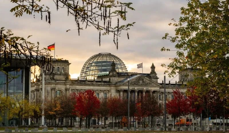 БЕРЛИН САКА ДА ИМА МИЛИОН ДРВЈА ДО 2040 ГОДИНА БЕРЛИН САКА ДА ИМА МИЛИОН ДРВЈА ДО 2040 ГОДИНА