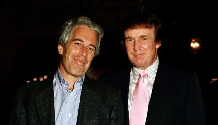 ЈАС СУМ ТОЈ ШТО МОЖЕ ДА ГО СОБОРИ ТРАМП, ВЕЛИ ПЕДОФИЛОТ ЕПСТАЈН ВО ЕДЕН МЕЈЛ, СЕ ЗГОЛЕМУВА ПРИТИСОКОТ ЗА ОБЈАВУВАЊЕ НА СИТЕ ДОСИЕЈА ЈАС СУМ ТОЈ ШТО МОЖЕ ДА ГО СОБОРИ ТРАМП, ВЕЛИ ПЕДОФИЛОТ ЕПСТАЈН ВО ЕДЕН МЕЈЛ, СЕ ЗГОЛЕМУВА ПРИТИСОКОТ ЗА ОБЈАВУВАЊЕ НА СИТЕ ДОСИЕЈА