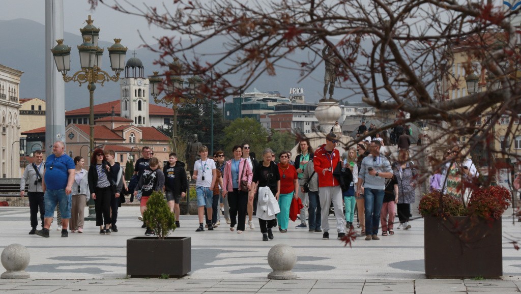 НАД 90 ОТСТО ОД ЖЕНИТЕ КОИ ПРЕТРПЕЛЕ СЕМЕЈНО НАСИЛСТВО ЗЕМААТ КРЕДИТИ ИЛИ ПОЗАЈМИЦИ ЗА ДА ПРЕЖИВЕАТ ВО ПРВИТЕ МЕСЕЦИ, ВЕЛИ ЗДРУЖЕНИЕТО ЕСЕ НАД 90 ОТСТО ОД ЖЕНИТЕ КОИ ПРЕТРПЕЛЕ СЕМЕЈНО НАСИЛСТВО ЗЕМААТ КРЕДИТИ ИЛИ ПОЗАЈМИЦИ ЗА ДА ПРЕЖИВЕАТ ВО ПРВИТЕ МЕСЕЦИ, ВЕЛИ ЗДРУЖЕНИЕТО ЕСЕ