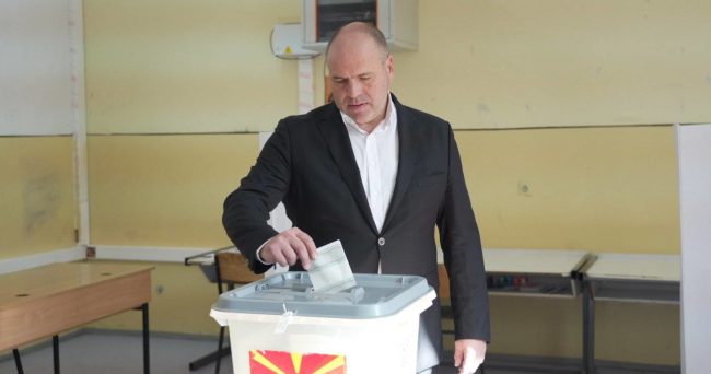 МАКСИМ ДИМИТРИЕВСКИ ПРОГЛАСИ ПОБЕДА ВО КУМАНОВО