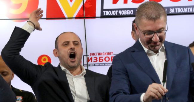 ЃОРЃИЕВСКИ НАЈАВИ ЧИСТО СКОПЈЕ ЗА 72 ЧАСА И МУ СЕ ЗАБЛАГОДАРИ НА МИЦКОСКИ ЗА КОЈ РЕЧЕ ДЕКА Е НЕГОВ НАЈСИЛЕН СТОЛБ